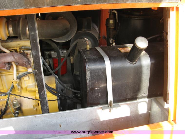 image for item 5092 2006 Sullivan-palatek D375Q compressor