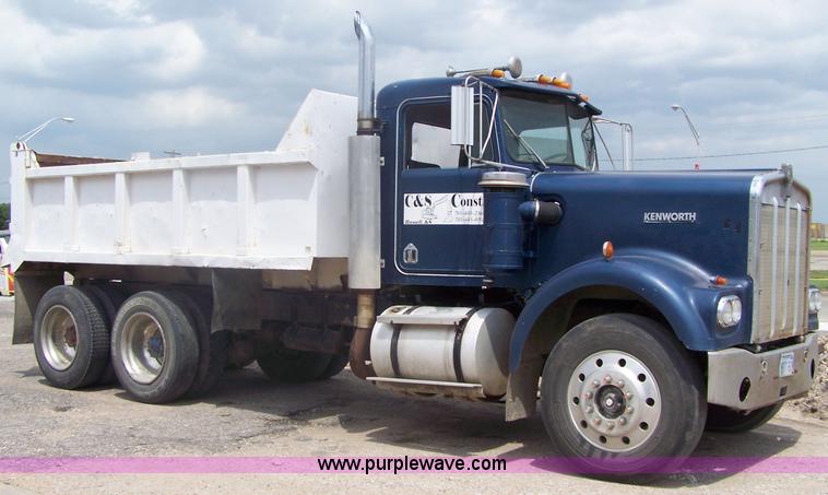 image for item 6013 1977 Kenworth W900A dump truck