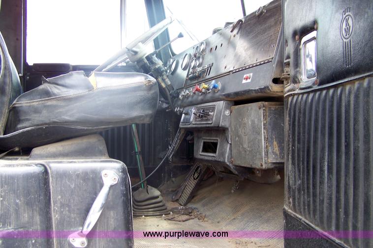 image for item 6013 1977 Kenworth W900A dump truck