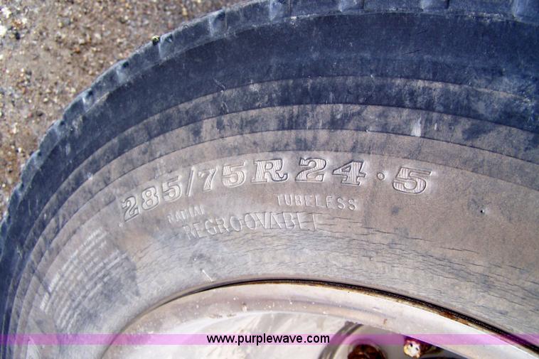 image for item 6013 1977 Kenworth W900A dump truck