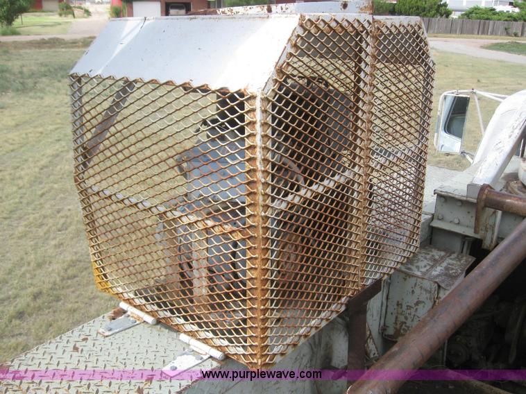 image for item 6131 1970 Ford 600 bucket truck