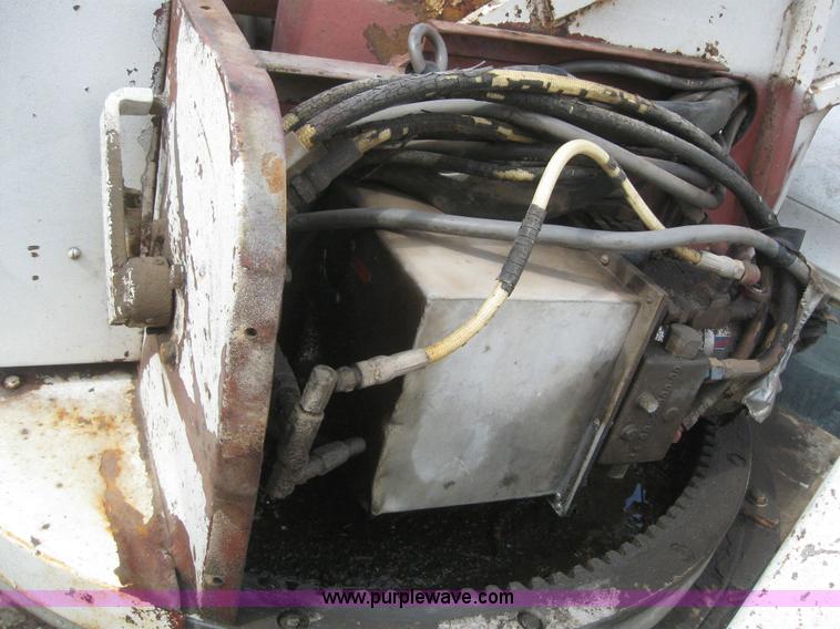 image for item 6131 1970 Ford 600 bucket truck