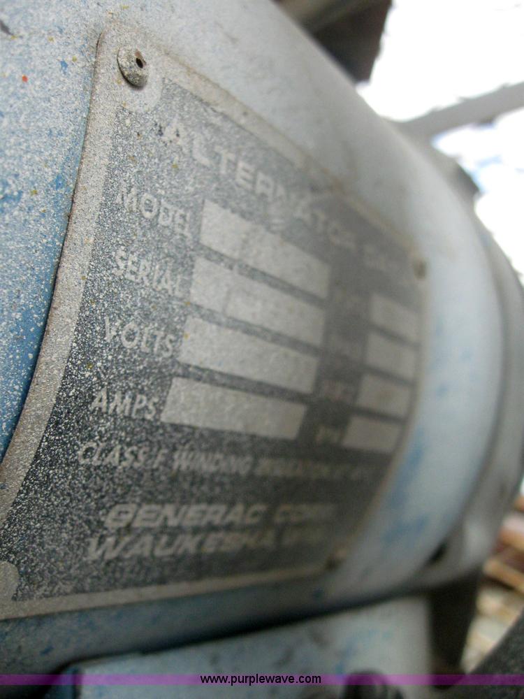 image for item 6131 1970 Ford 600 bucket truck