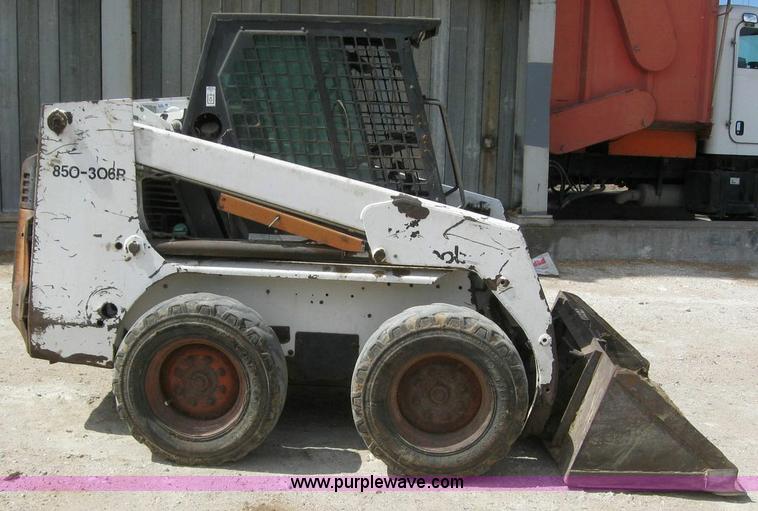 image for item 6132 1996 Bobcat 763 skid steer