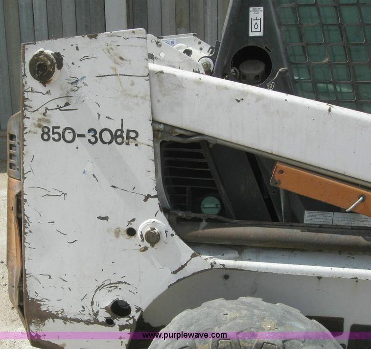 image for item 6132 1996 Bobcat 763 skid steer