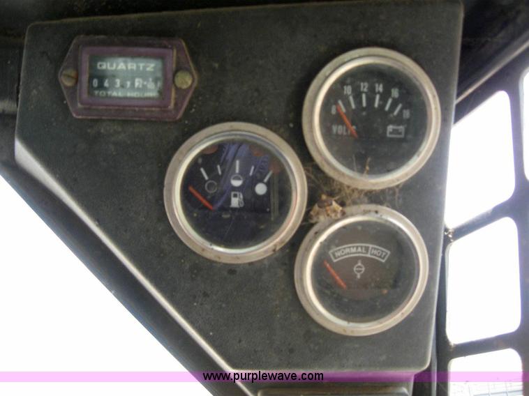 image for item 6132 1996 Bobcat 763 skid steer