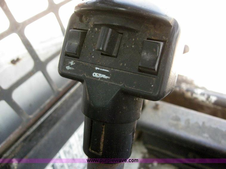 image for item 6132 1996 Bobcat 763 skid steer