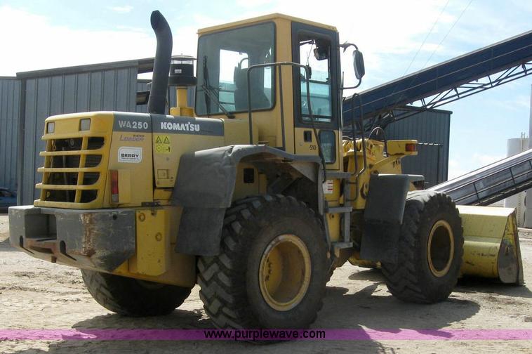 image for item 6133 1999 Komatsu WA250-3L wheel loader