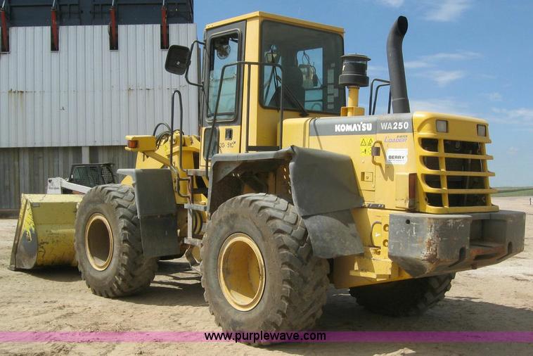 image for item 6133 1999 Komatsu WA250-3L wheel loader