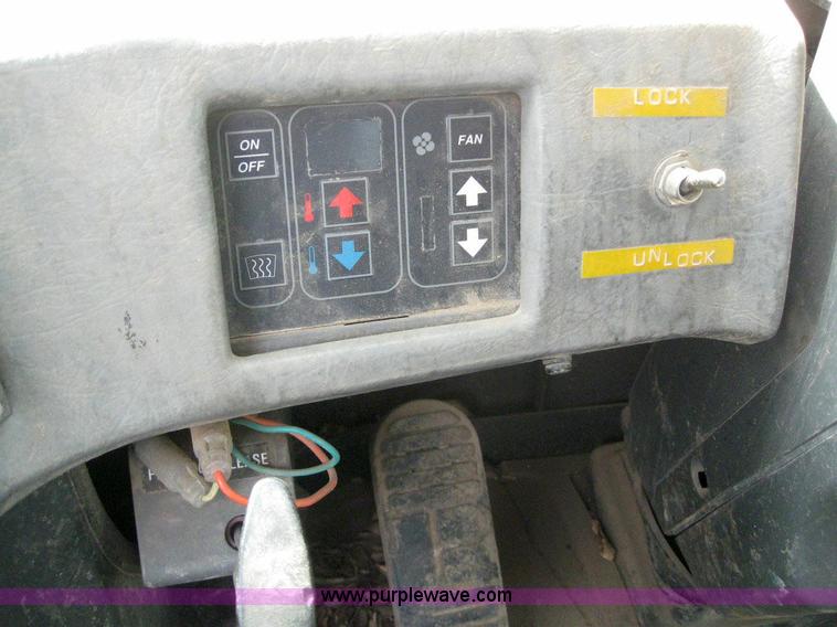 image for item 6133 1999 Komatsu WA250-3L wheel loader