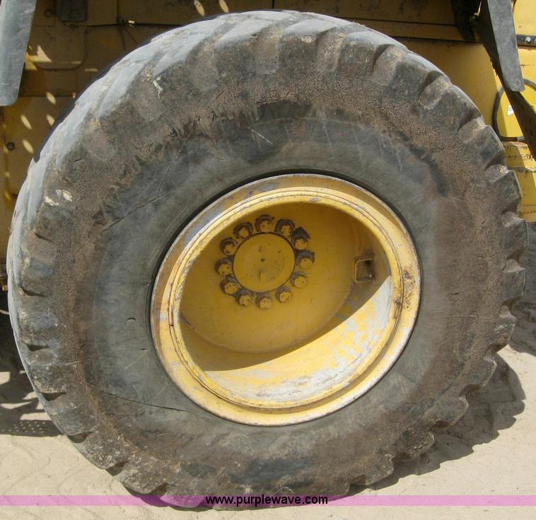 image for item 6133 1999 Komatsu WA250-3L wheel loader