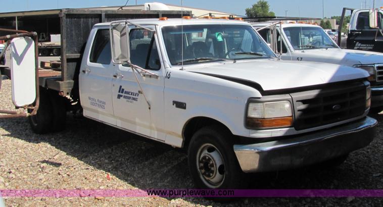 image for item 6717 1994 Ford F-350 XL