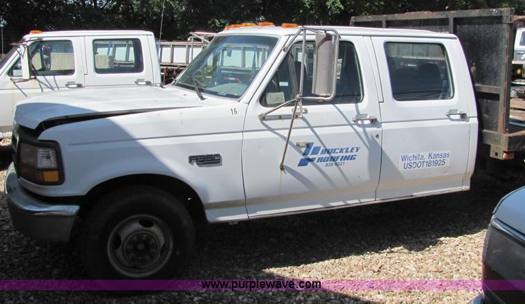 image for item 6717 1994 Ford F-350 XL