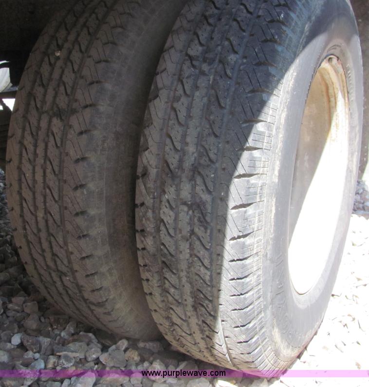 image for item 6717 1994 Ford F-350 XL