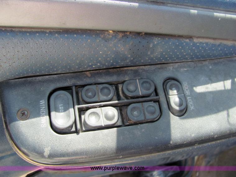 image for item 6718 1995 Ford F-350 XL