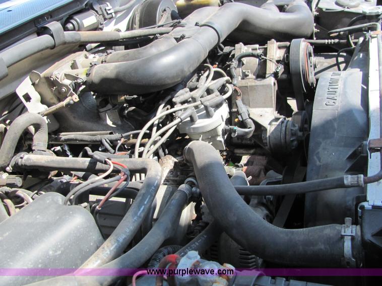 image for item 6718 1995 Ford F-350 XL