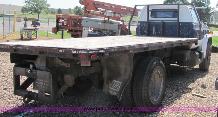 image for item 6719 1982 GMC Topkick 7000