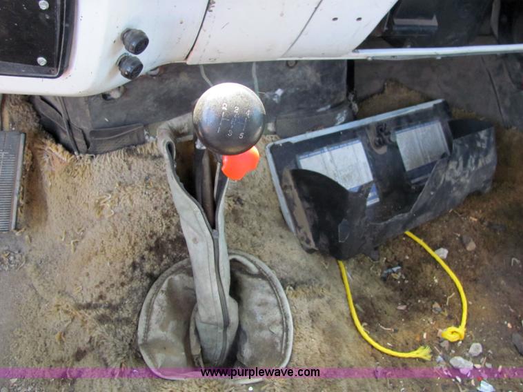 image for item 6719 1982 GMC Topkick 7000