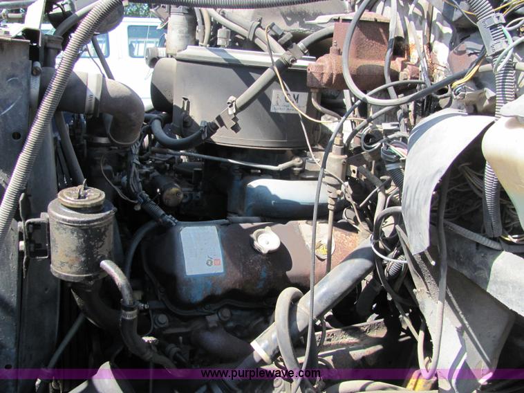 image for item 6719 1982 GMC Topkick 7000