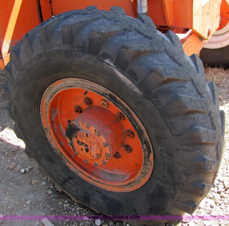 image for item 6721 1981 Lull 644T Highlander II telehandler