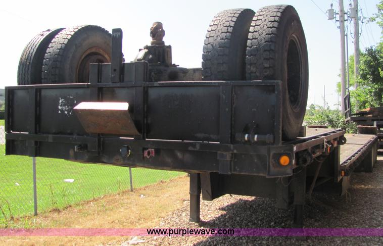 image for item 6722 1992 Great Dane 48' drop deck triple axle trailer