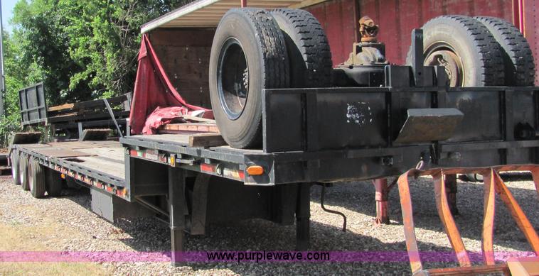 image for item 6722 1992 Great Dane 48' drop deck triple axle trailer