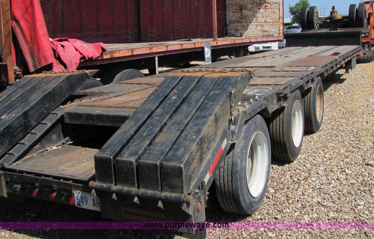 image for item 6722 1992 Great Dane 48' drop deck triple axle trailer