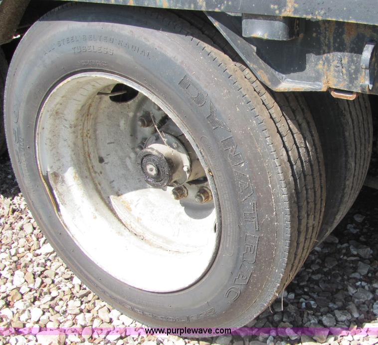 image for item 6722 1992 Great Dane 48' drop deck triple axle trailer