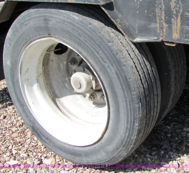 image for item 6722 1992 Great Dane 48' drop deck triple axle trailer