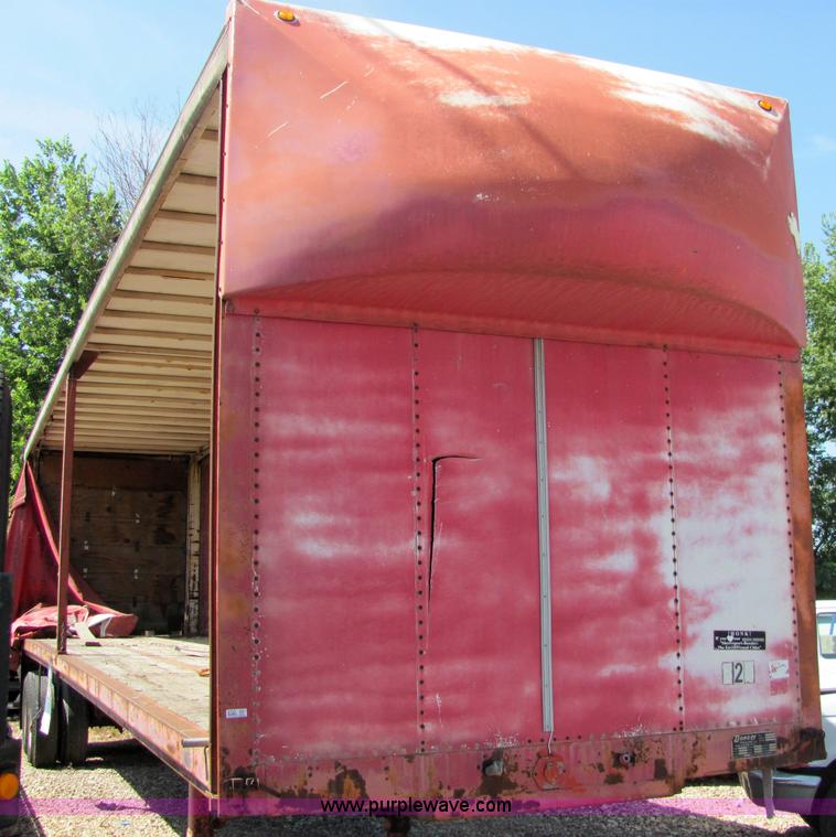 image for item 6723 1982 Dorsey 42' tandem axle curtain trailer