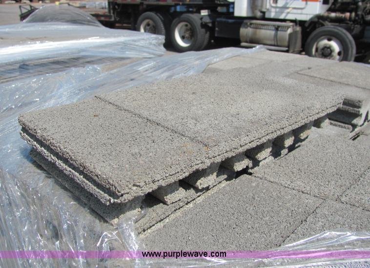 image for item 6725 (12) pallets of concrete roofing tiles