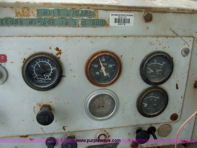 image for item 7105 1968 Grove TD-150 15 ton truck crane