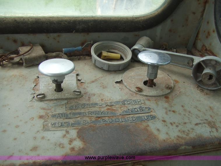 image for item 7105 1968 Grove TD-150 15 ton truck crane