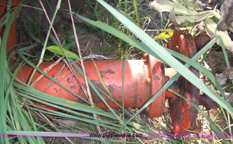 image for item 7121 1975 Ditch Witch R40 trencher