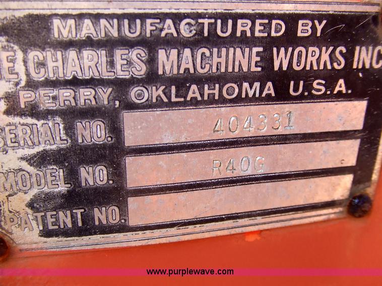 image for item 7122 1980 Ditch Witch R40 trencher