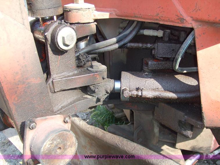 image for item 7123 1983 Ditch Witch 4010 trencher with backhoe