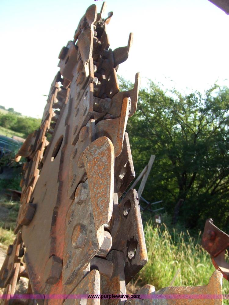 image for item 7123 1983 Ditch Witch 4010 trencher with backhoe