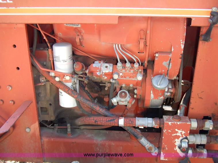 image for item 7123 1983 Ditch Witch 4010 trencher with backhoe