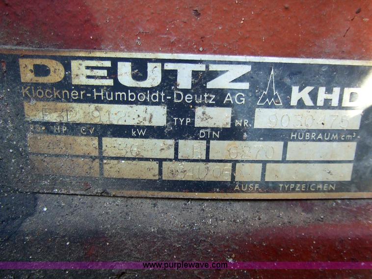 image for item 7123 1983 Ditch Witch 4010 trencher with backhoe