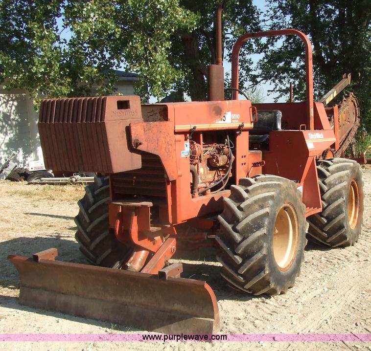 image for item 7124 1991 Ditch Witch 6510 trencher