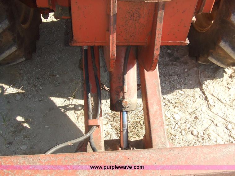 image for item 7124 1991 Ditch Witch 6510 trencher