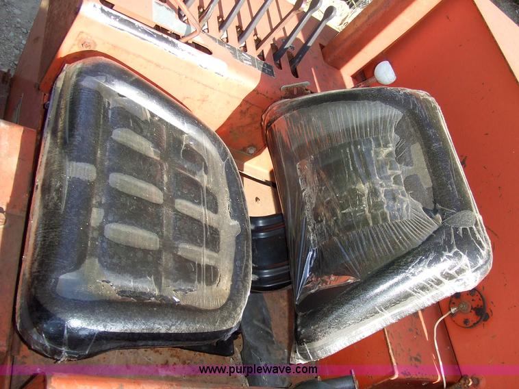 image for item 7124 1991 Ditch Witch 6510 trencher