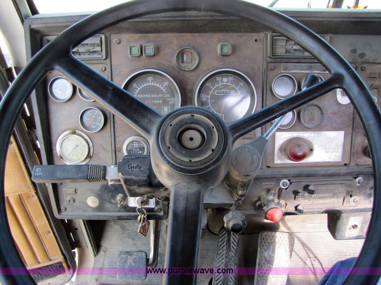 image for item 7175 1991 Kenworth W900B concrete mixer truck