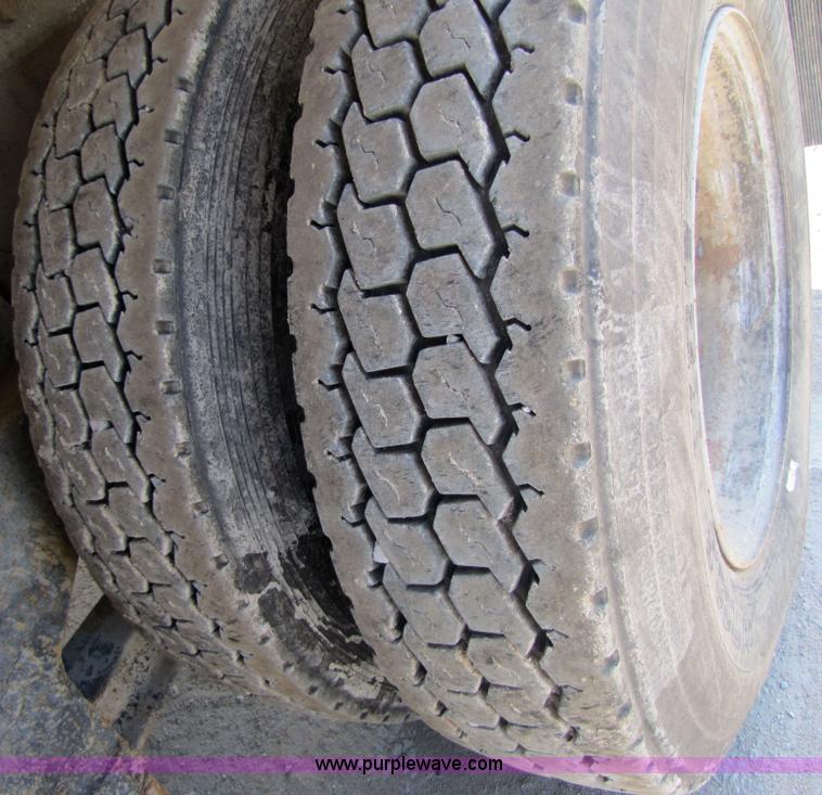 image for item 7175 1991 Kenworth W900B concrete mixer truck