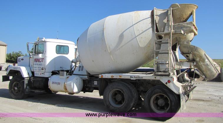 image for item 7176 1987 Volvo Autocar concrete truck