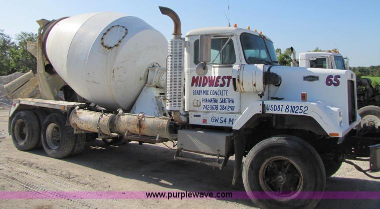 image for item 7176 1987 Volvo Autocar concrete truck
