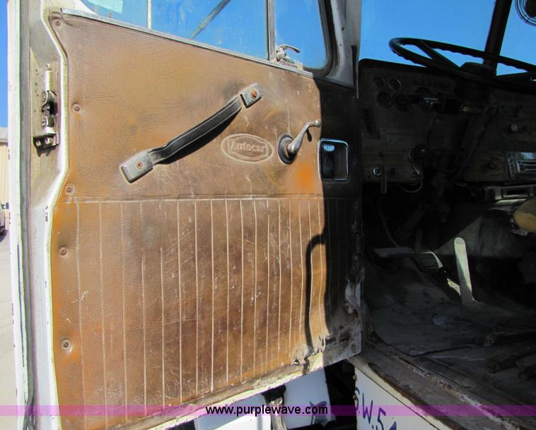 image for item 7176 1987 Volvo Autocar concrete truck