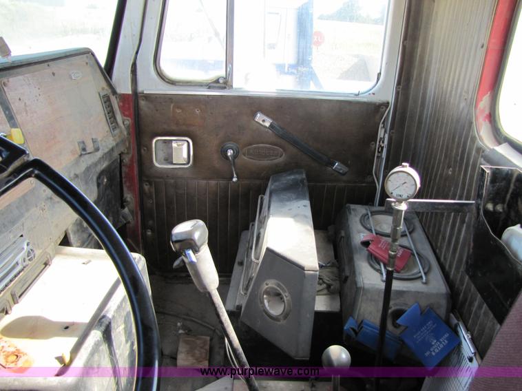 image for item 7176 1987 Volvo Autocar concrete truck