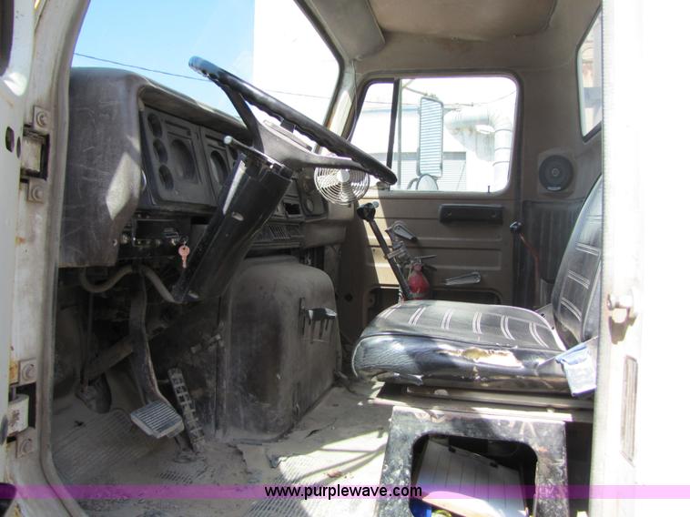 image for item 7177 1981 International 2574