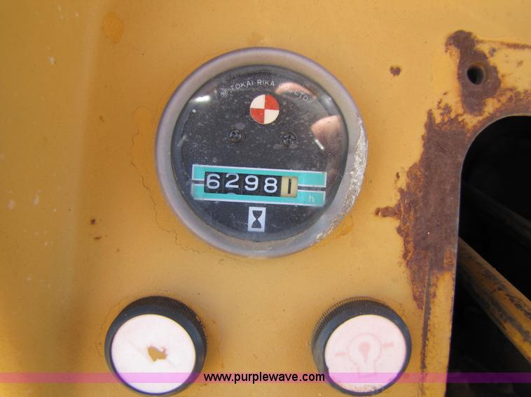 image for item 7197 1985 Komatsu D31A-17 dozer